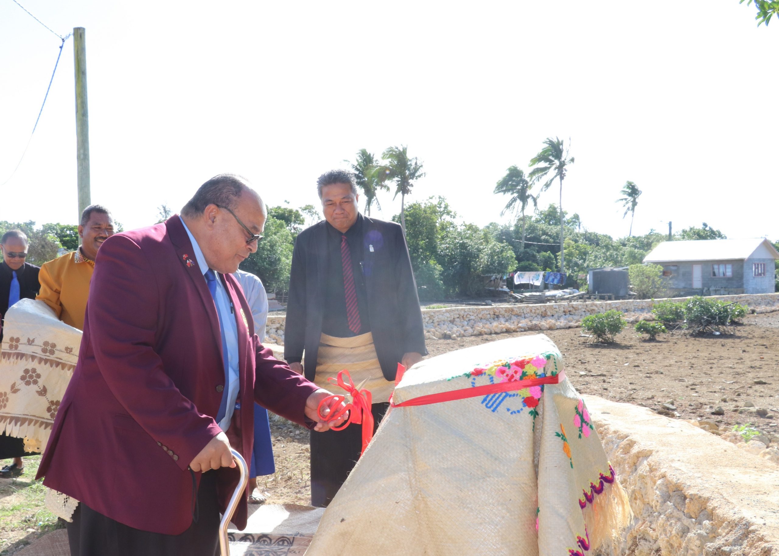 Prime Minister of Tonga Hon. Rev. Dr Pohiva Tu'i'onetoa commissioned the new seawall for 'Ahau last Friday afternoon.