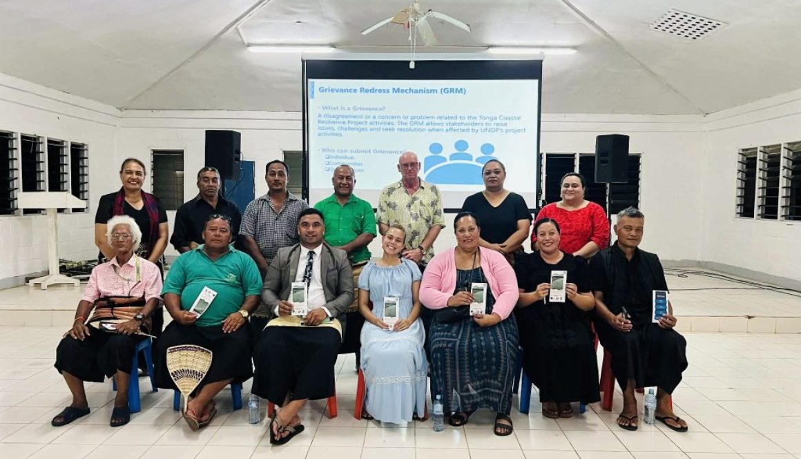 Group Photo of Participants with GRM brochures